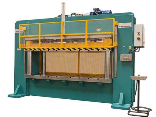 Prasa hydrauliczna o nacisku 400 ton. Powierzchnia użytkowa stołu 4000 x 2000 mm Skok 250 mm